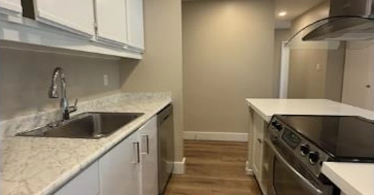 411-65 First Street, New Westminster, BC, V3L 5K9