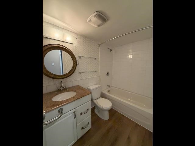411-65 First Street, New Westminster, BC, V3L 5K9 - 10