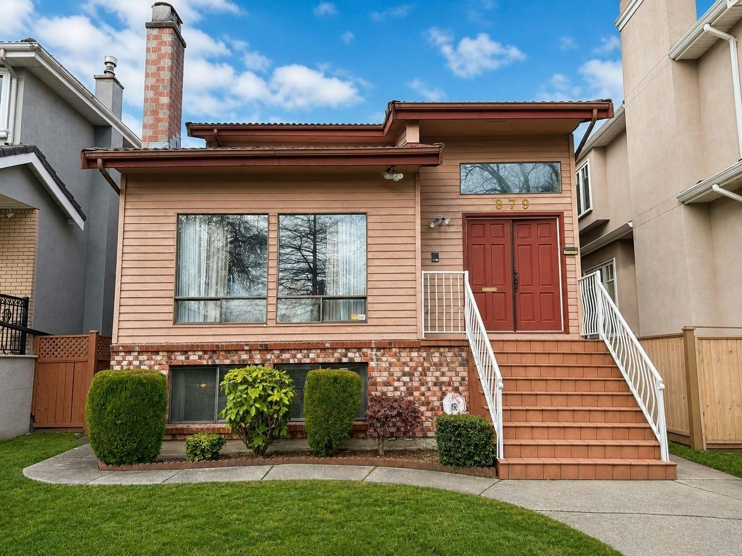 Bsmt-879 W 62 Avenue, Vancouver, BC, V6P 2E3