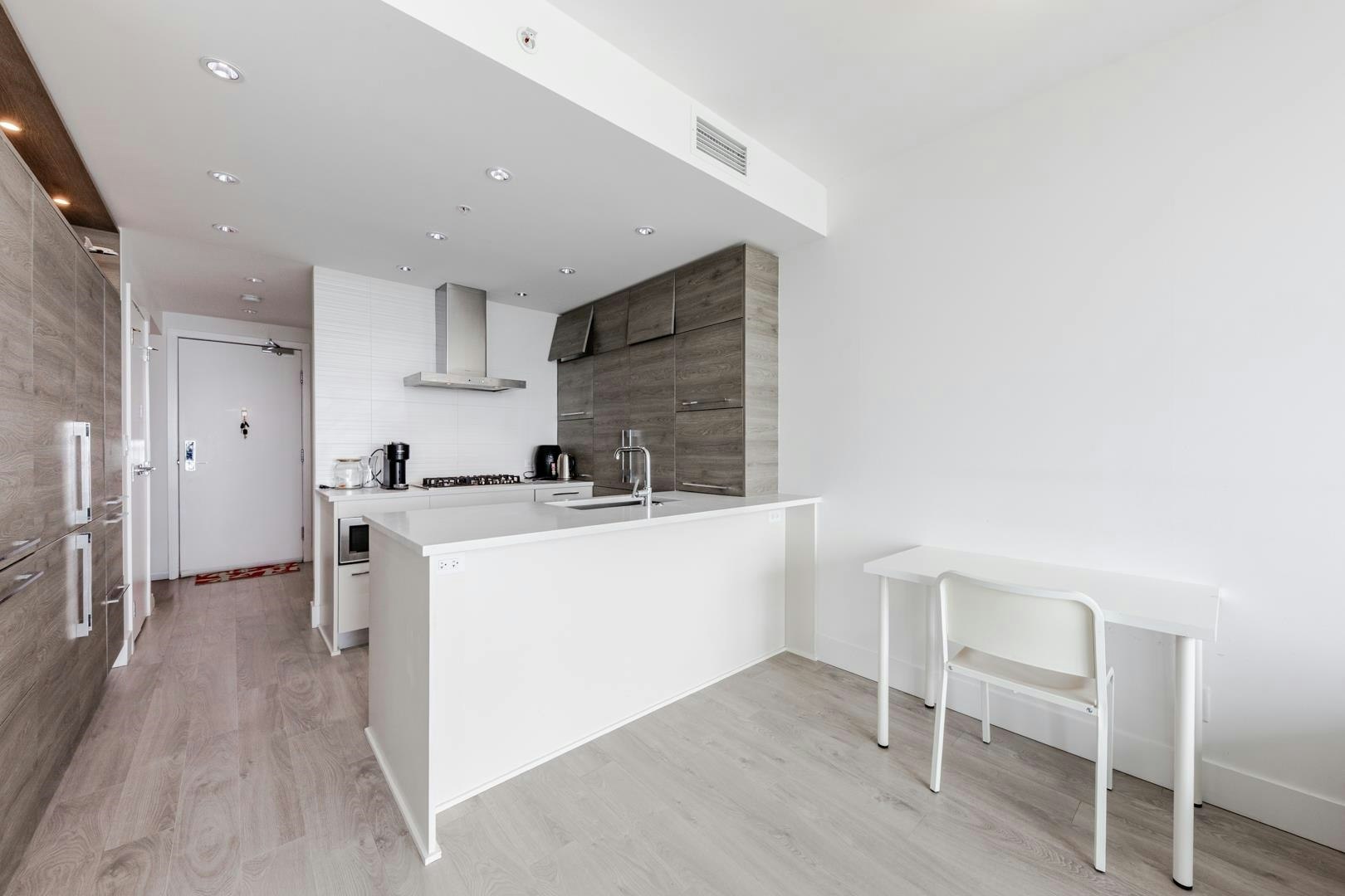 3006-7388 Kingsway, Burnaby, BC, V3N 0G9