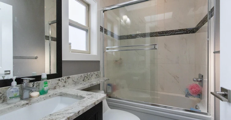4231 Brant Street, Vancouver, BC, V5N 5B5 - 19