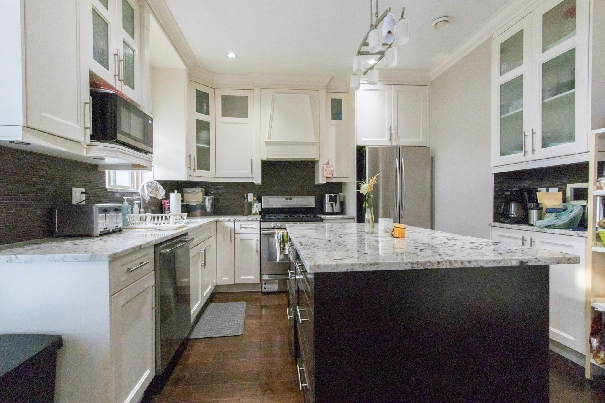 4231 Brant Street, Vancouver, BC, V5N 5B5 - 8