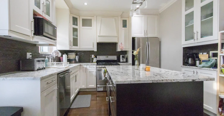 4231 Brant Street, Vancouver, BC, V5N 5B5 - 8