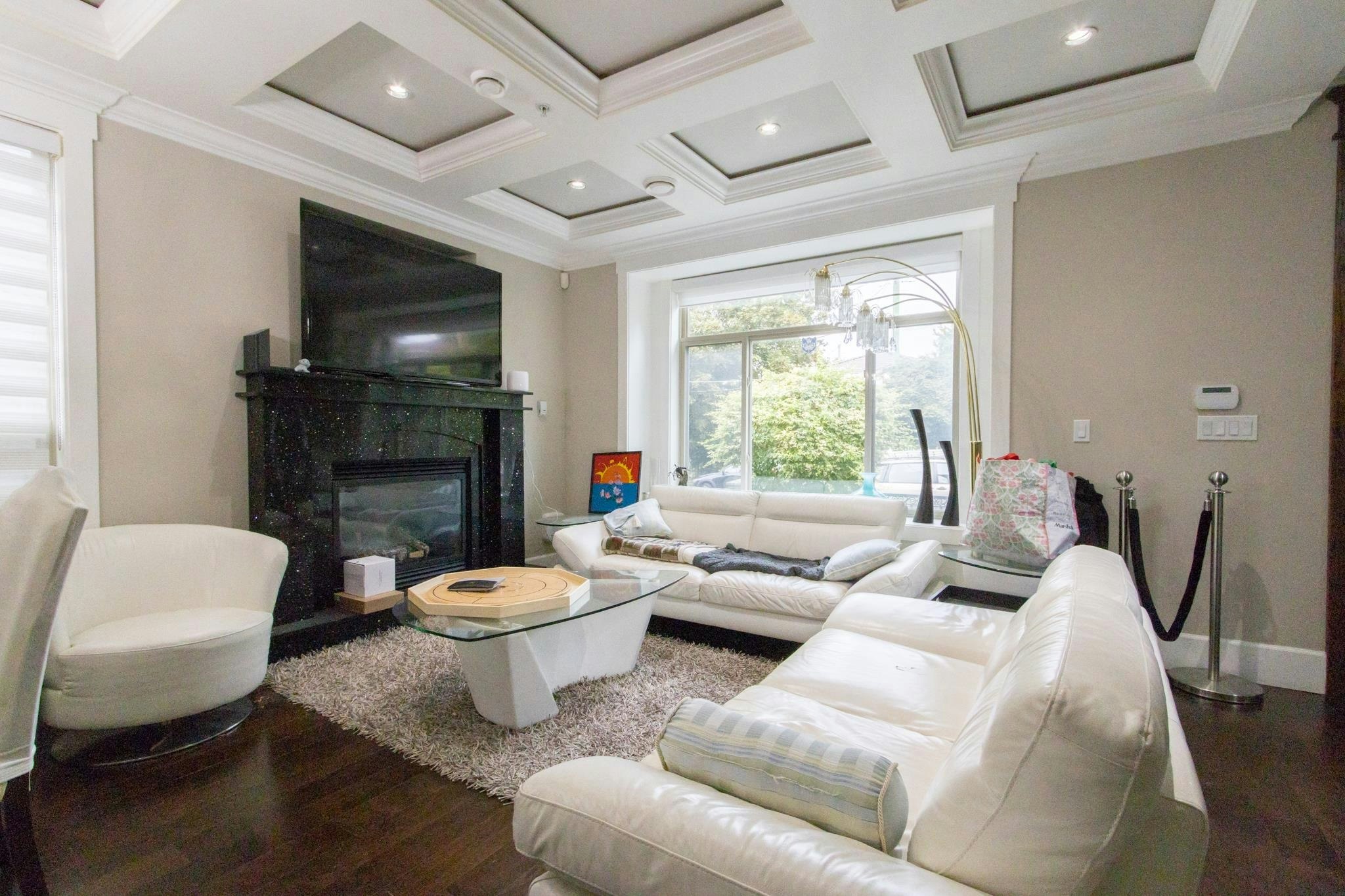 4231 Brant Street, Vancouver, BC, V5N 5B5 - 2