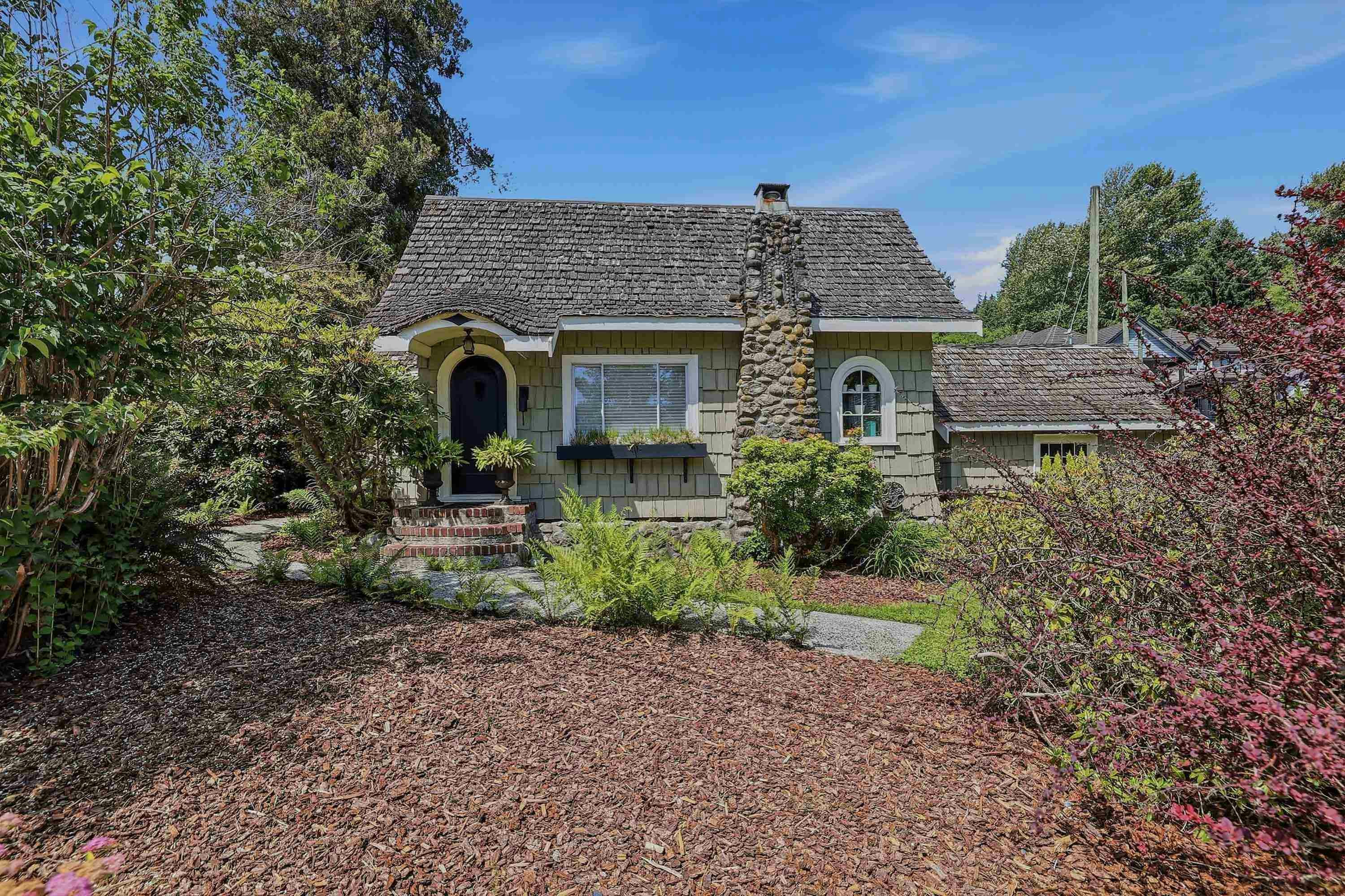359 Ioco Road, Port Moody, BC, V3H 2V9