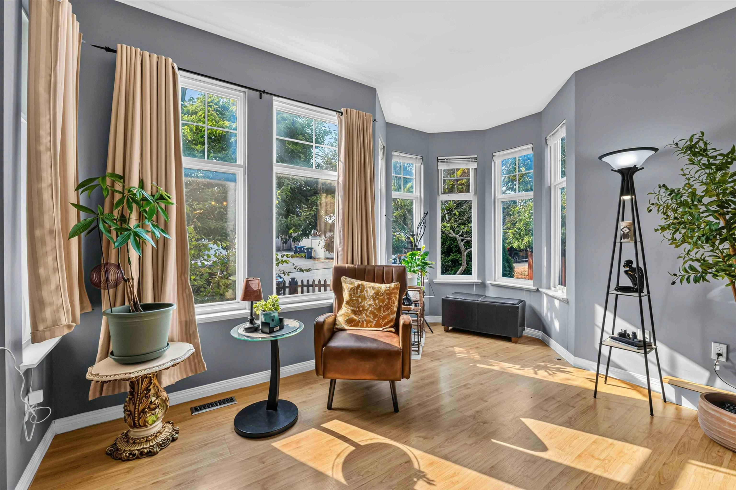 5790 149 Street, Surrey, BC, V3S 8W4