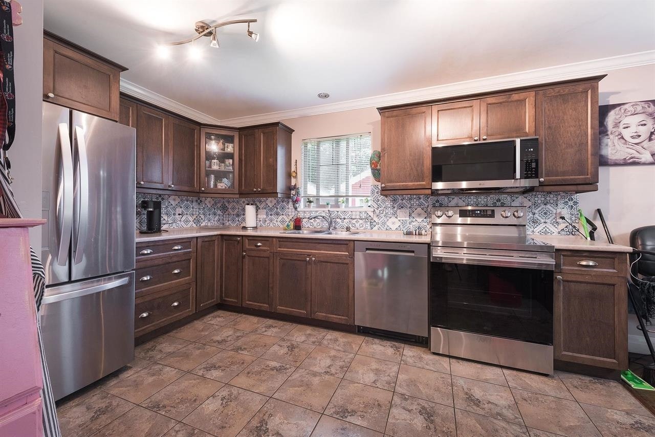 5980 Matsqui Street, Chilliwack, BC, V2R 0G6 - 10