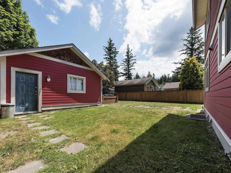5980 Matsqui Street, Chilliwack, BC, V2R 0G6 - 36