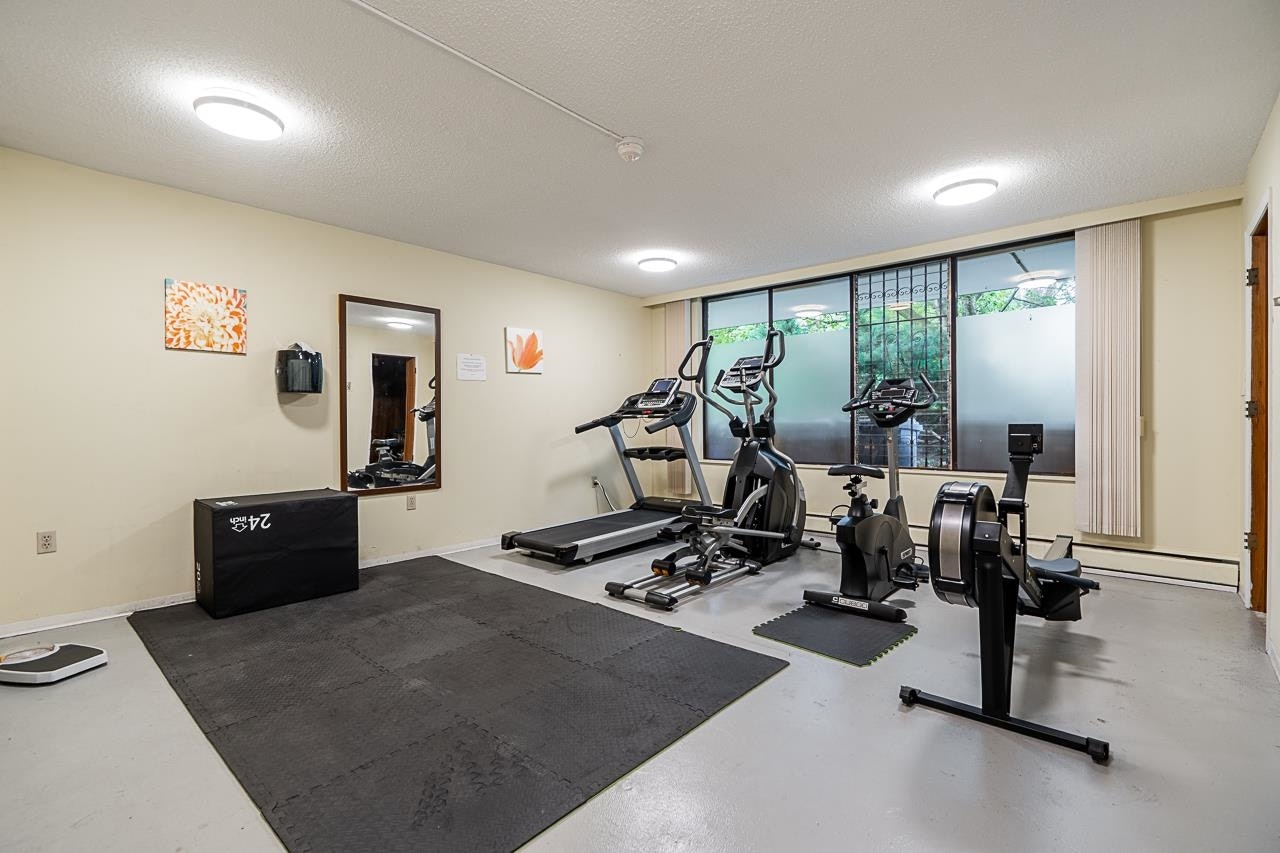 903-114 W Keith Road, North Vancouver, BC, V7M 3C9 - 25