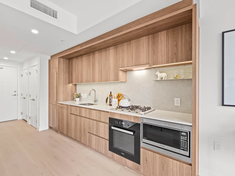 307-5212 Cambie Street, Vancouver, BC, V5Z 2Z7 - 8
