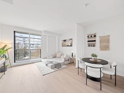 307-5212 Cambie Street - 4