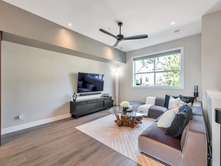 8147 202 Street, Langley, BC, V2Y 3K2 - 7