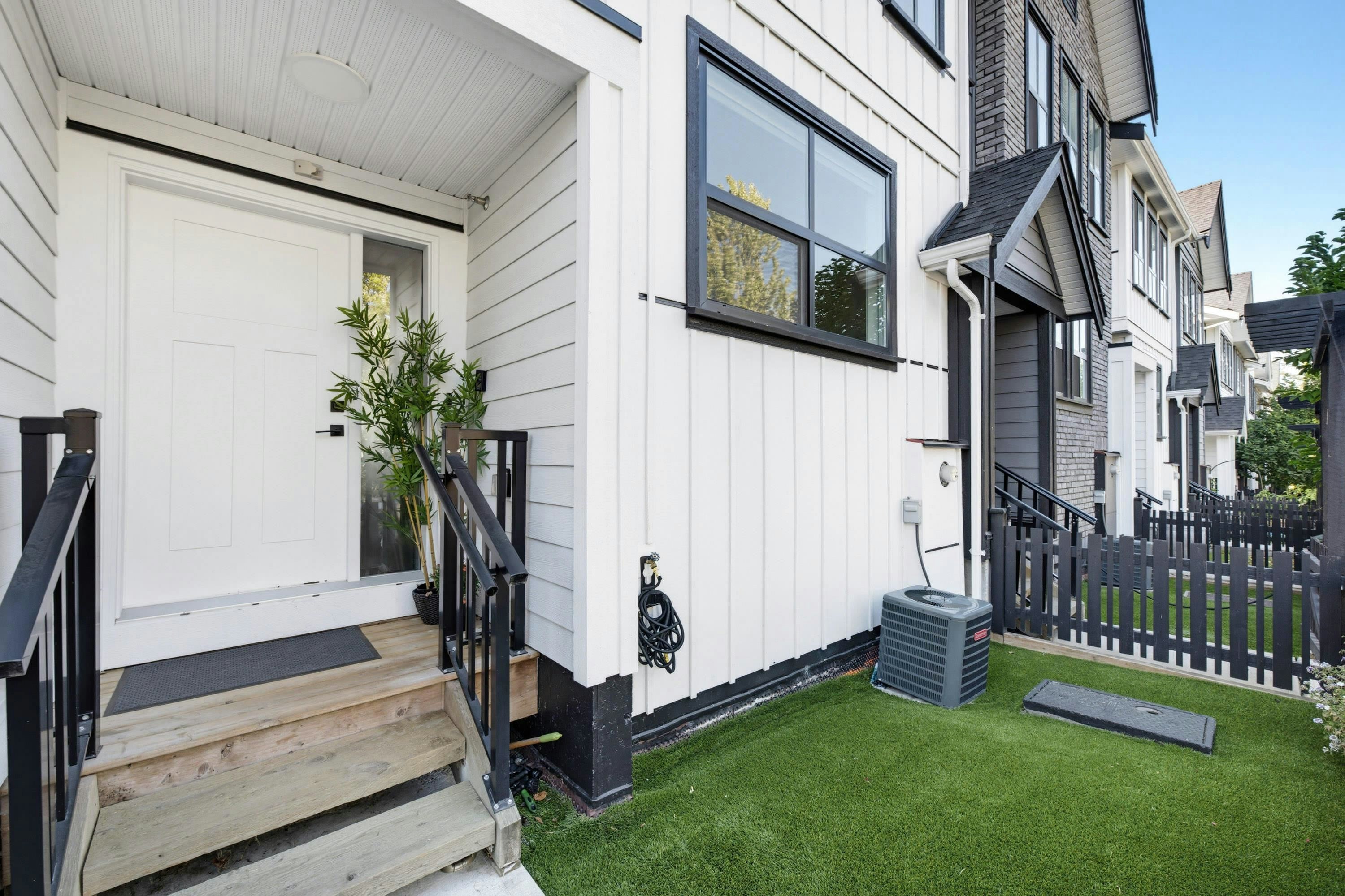 8147 202 Street, Langley, BC, V2Y 3K2 - 3