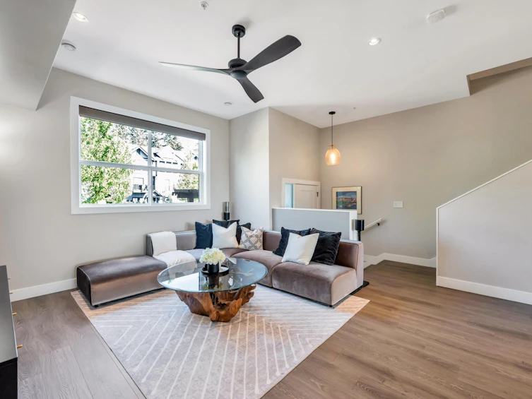 8147 202 Street, Langley, BC, V2Y 3K2 - 6