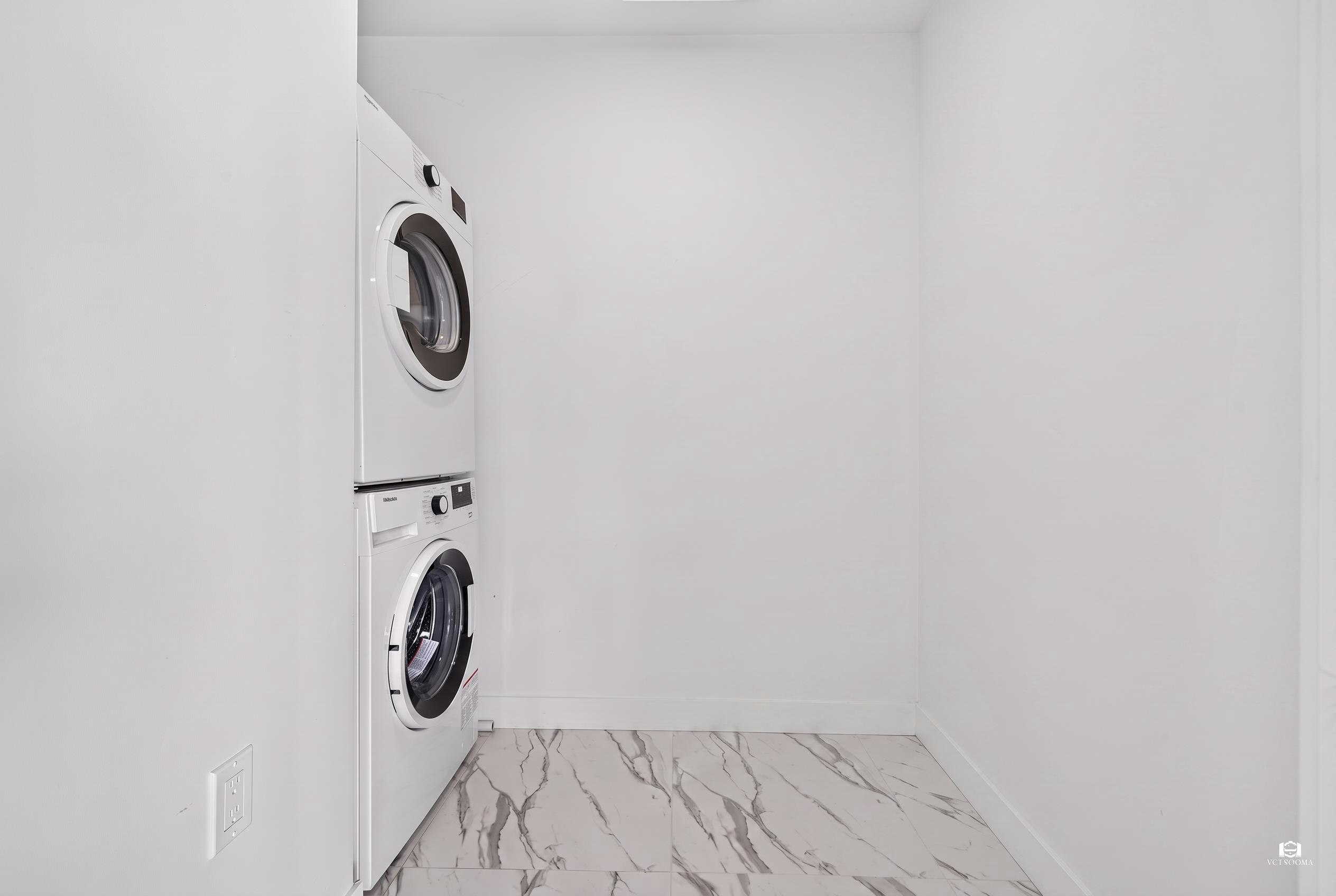 1300-3200 Corvette Way, Richmond, BC, V6X 0T8 - 11
