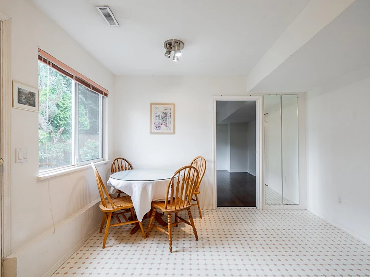 3315 El Casa Court, Coquitlam, BC, V3E 2P9 - 18