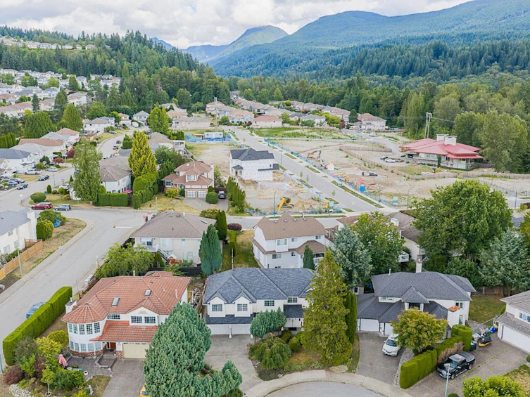 3315 El Casa Court, Coquitlam, BC, V3E 2P9 - 30