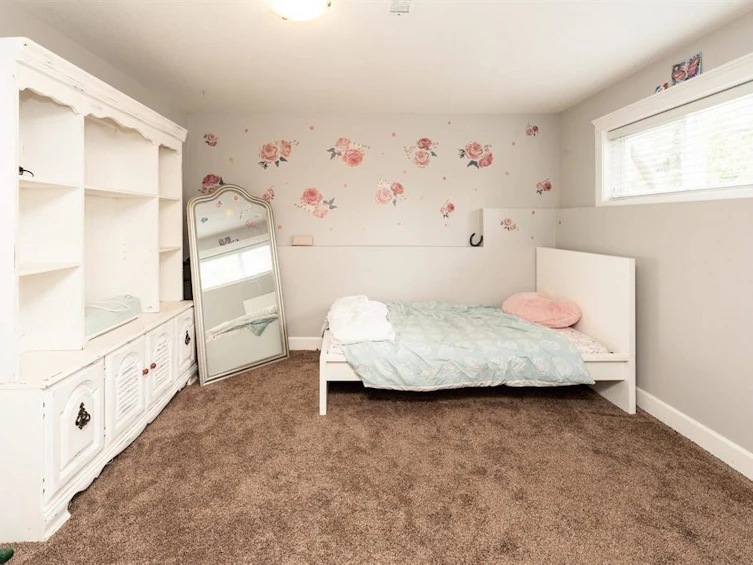 12290 252 Street, Maple Ridge, BC, V4R 1G6 - 12