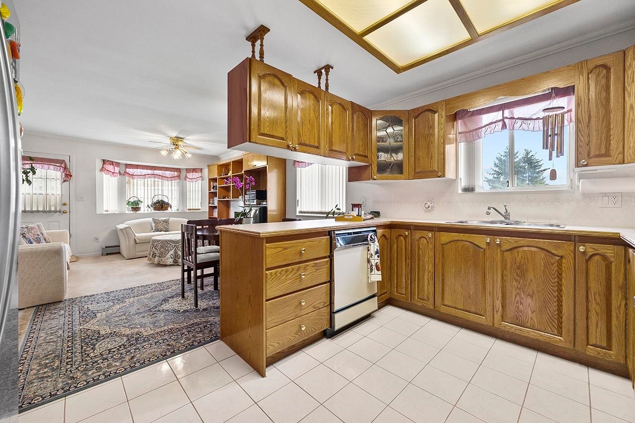 7168 Sussex Avenue, Burnaby, BC, V5J 3V3 - 12