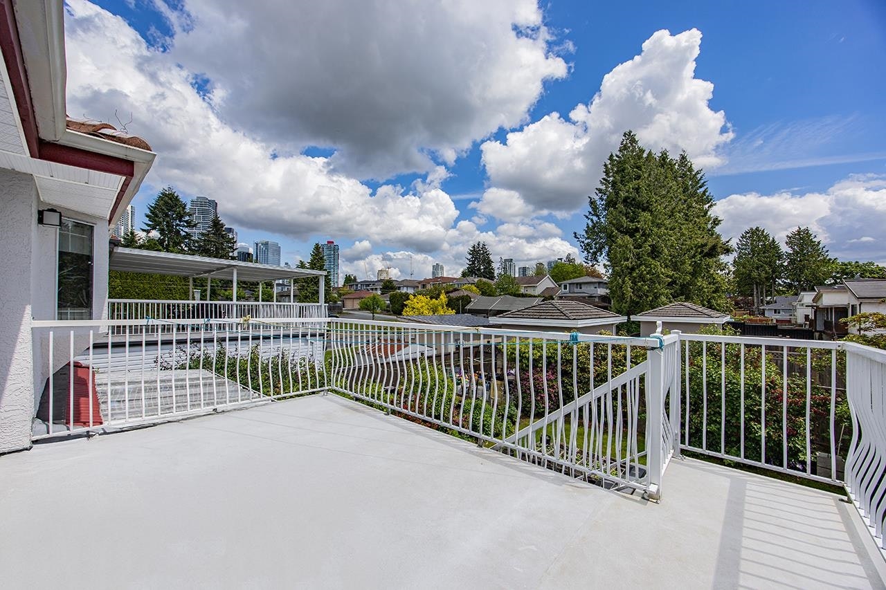 7168 Sussex Avenue, Burnaby, BC, V5J 3V3 - 7