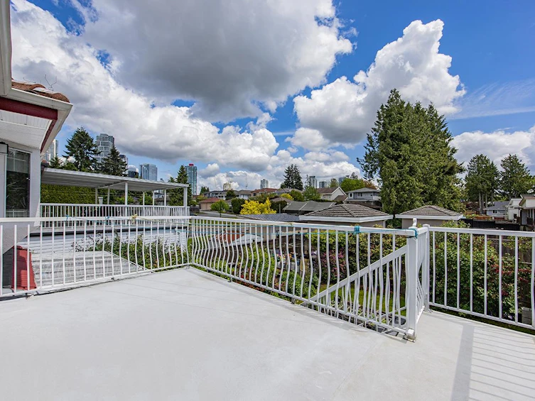 7168 Sussex Avenue, Burnaby, BC, V5J 3V3 - 7