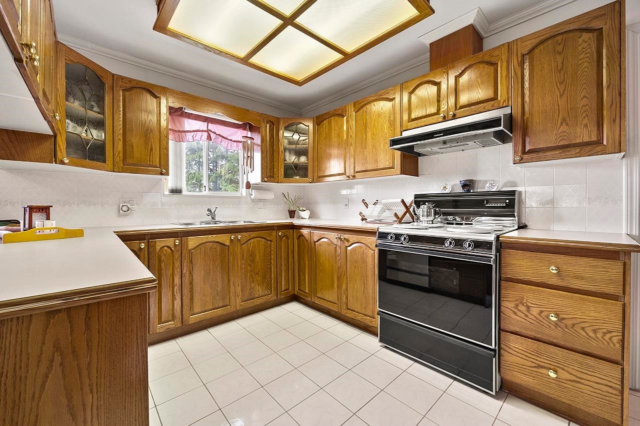 7168 Sussex Avenue, Burnaby, BC, V5J 3V3 - 13