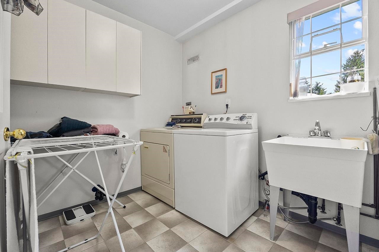 7168 Sussex Avenue, Burnaby, BC, V5J 3V3 - 23