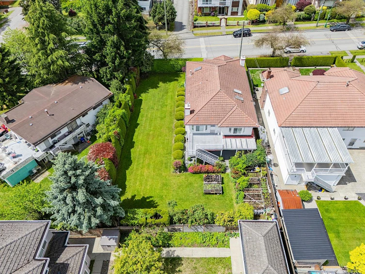 7168 Sussex Avenue, Burnaby, BC, V5J 3V3 - 3
