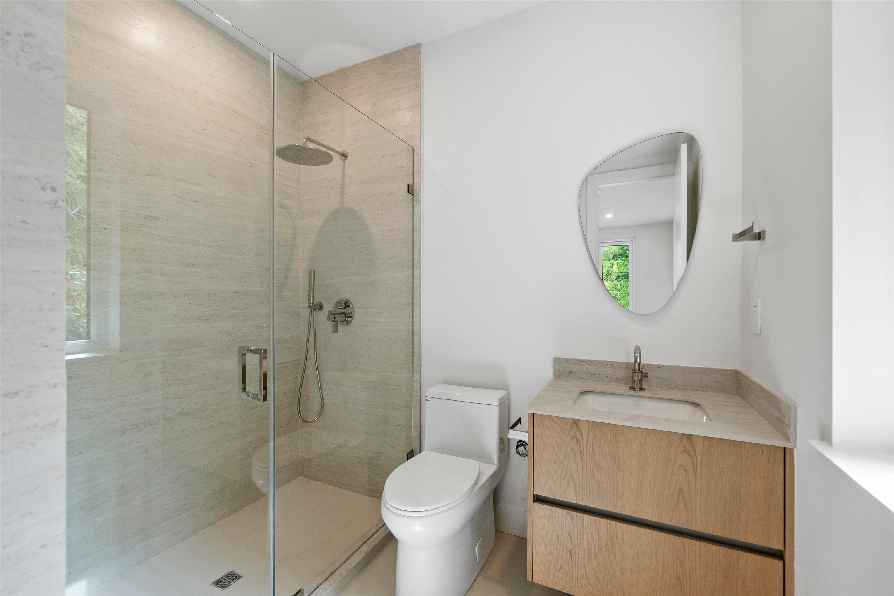 74 Laurie Crescent, West Vancouver, BC, V7S 1B7 - 25