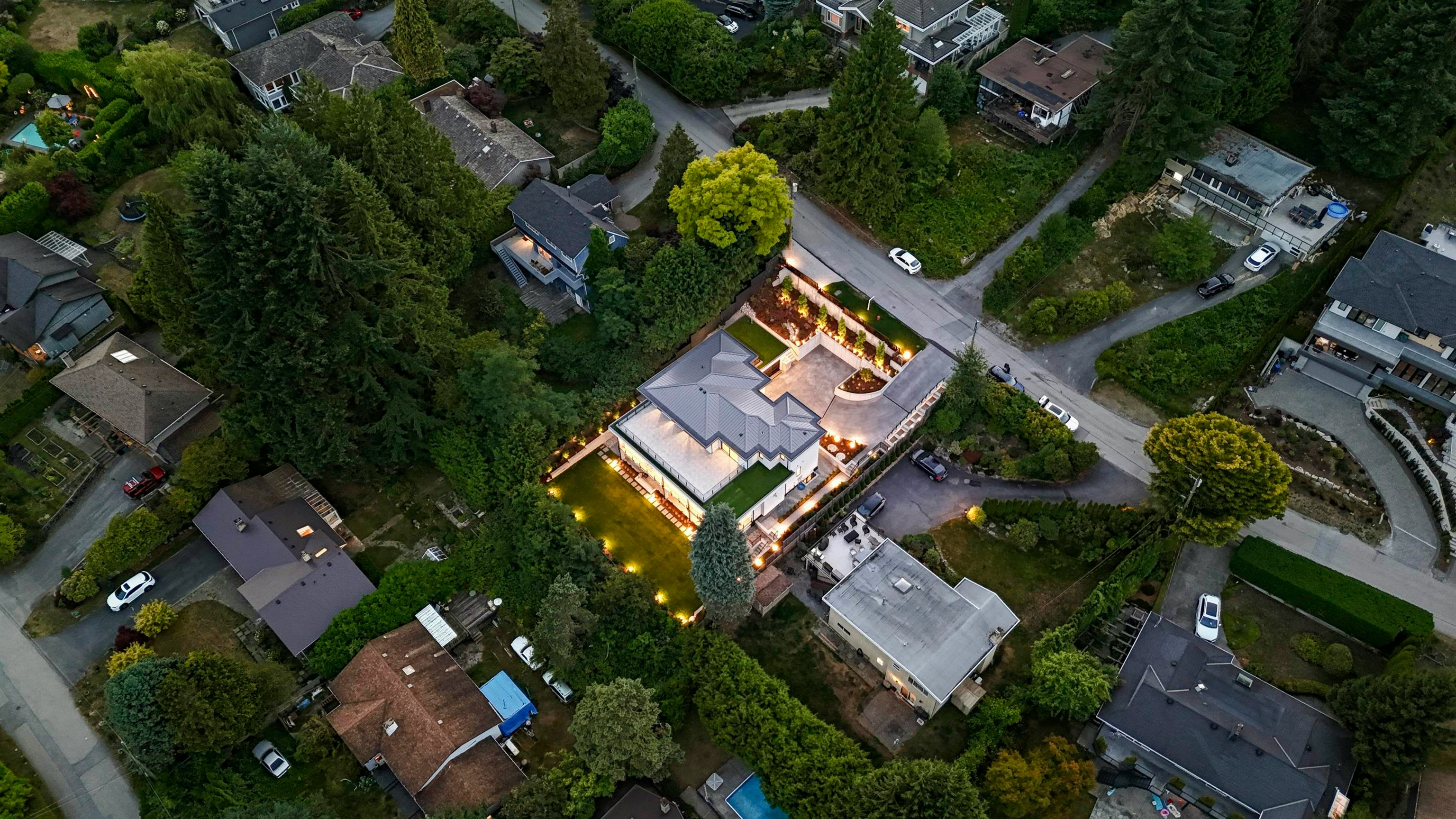 74 Laurie Crescent, West Vancouver, BC, V7S 1B7 - 39