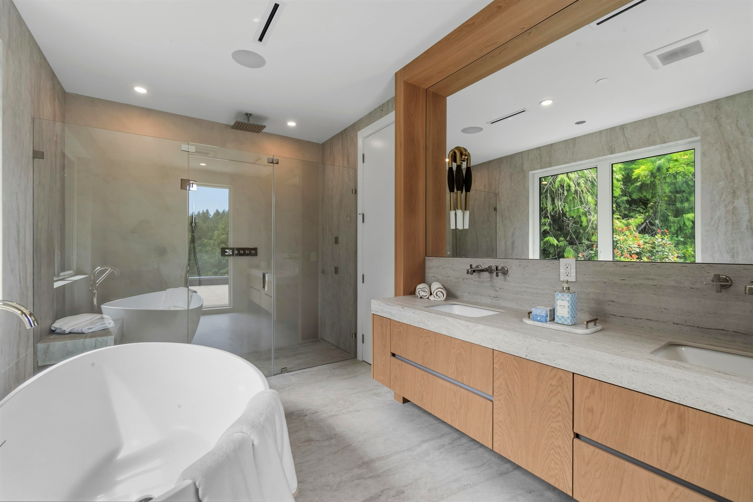 74 Laurie Crescent, West Vancouver, BC, V7S 1B7 - 22