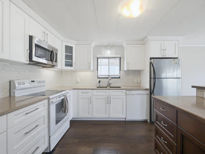 12-4426 232 Street - 3