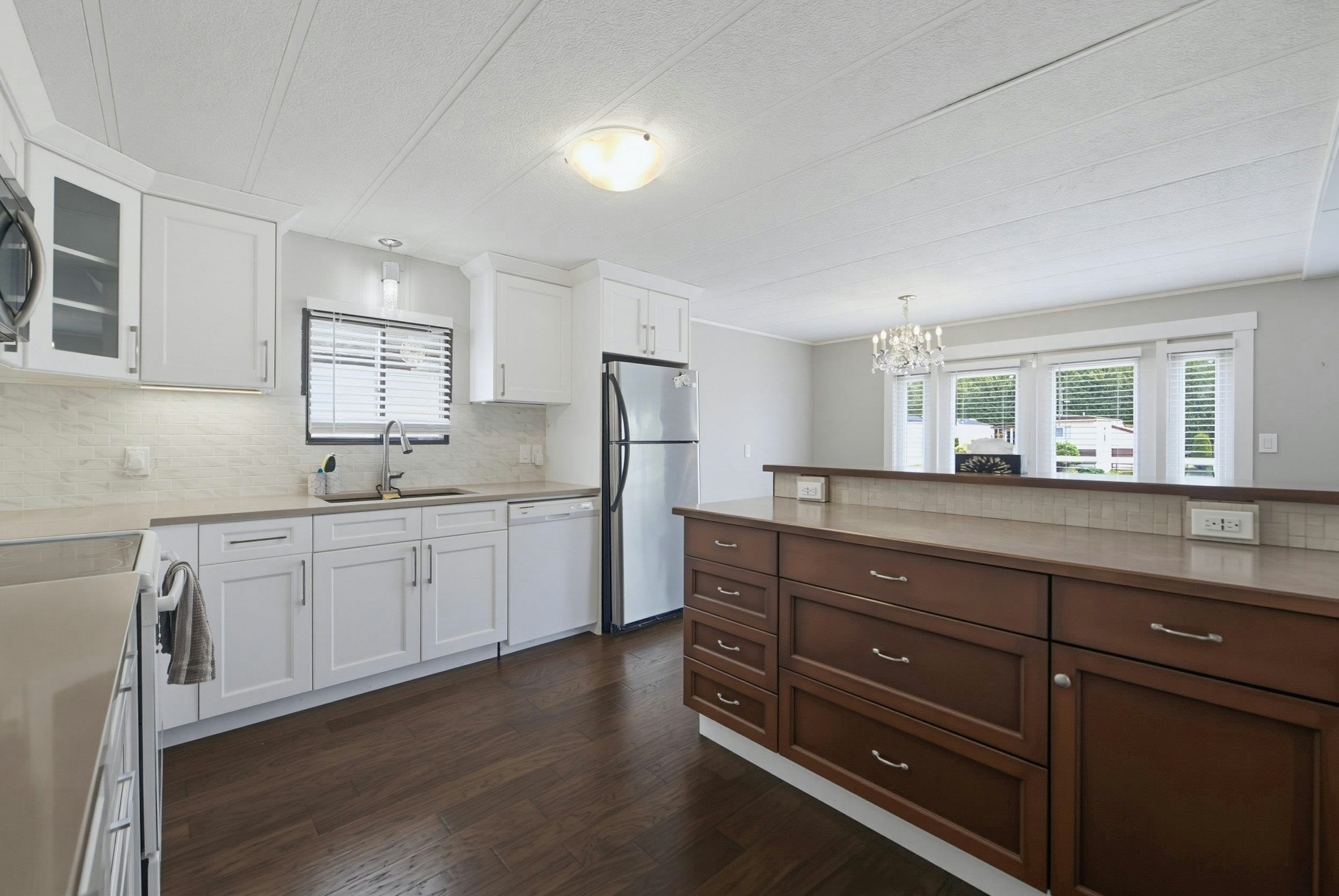 12-4426 232 Street - 4