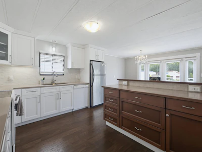 12-4426 232 Street - 4