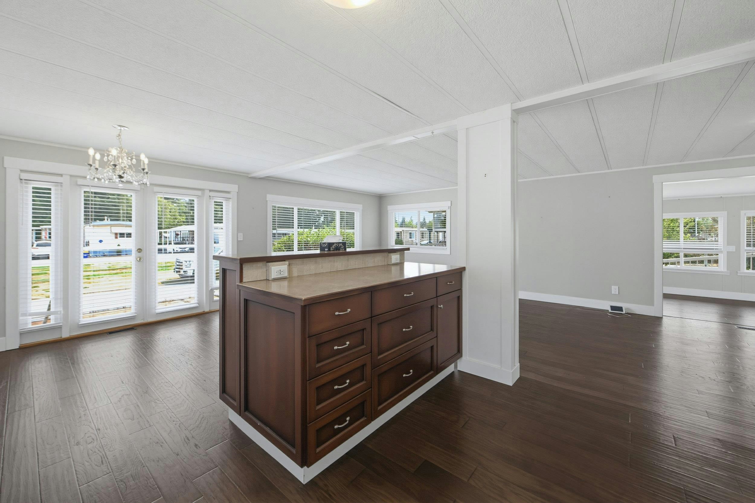 12-4426 232 Street - 5