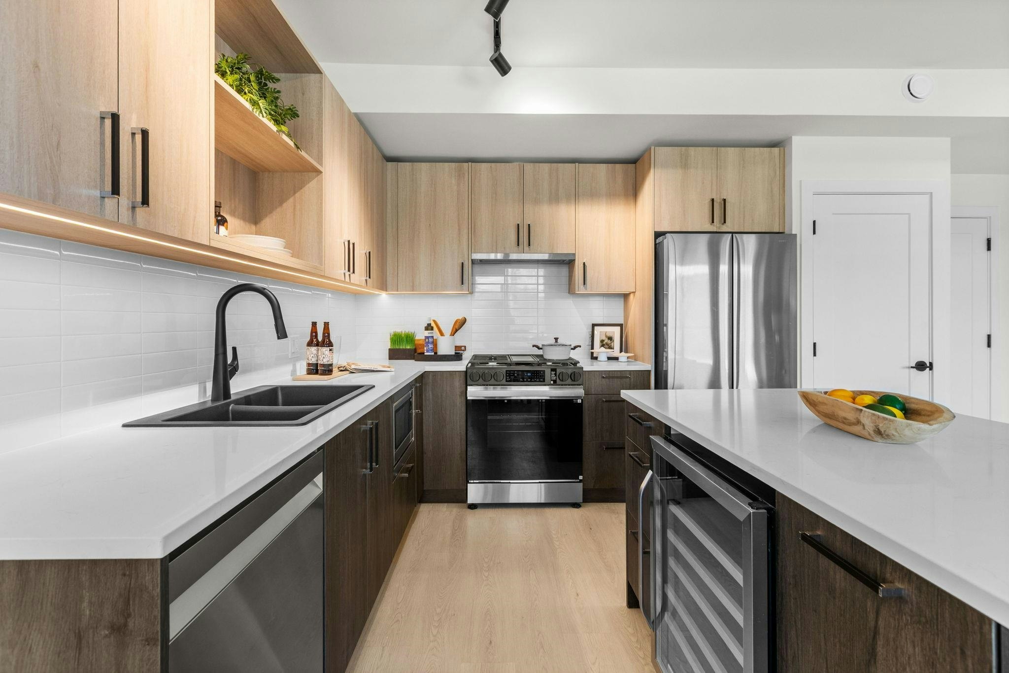 PH 608-2002 St. George Street, Port Moody, BC, V3H 0N4 - 10
