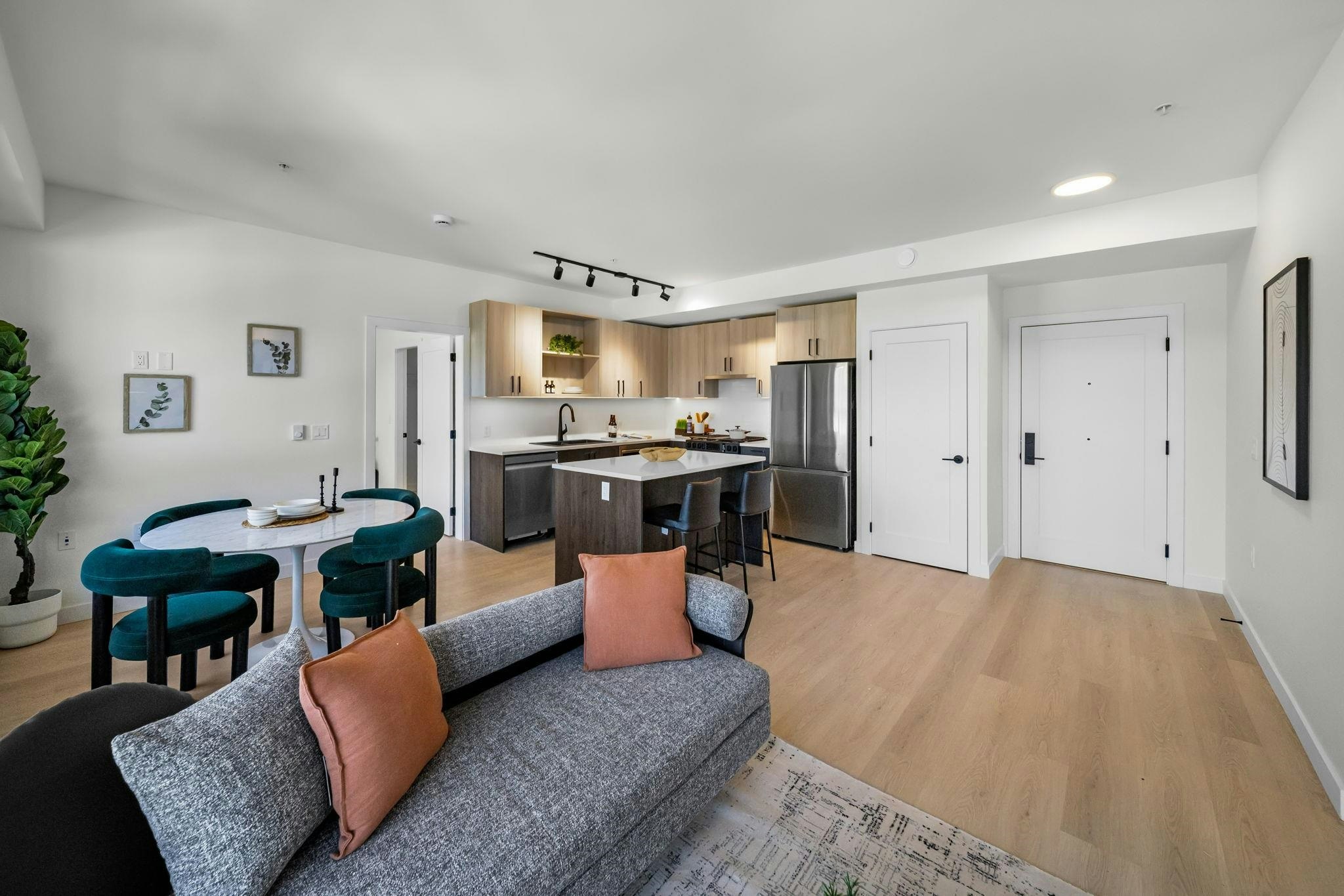 PH 608-2002 St. George Street, Port Moody, BC, V3H 0N4 - 6
