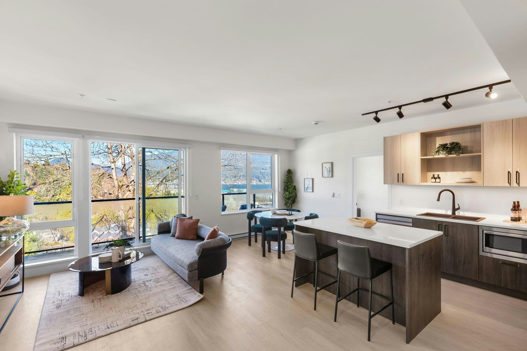 PH 608-2002 St. George Street, Port Moody, BC, V3H 0N4