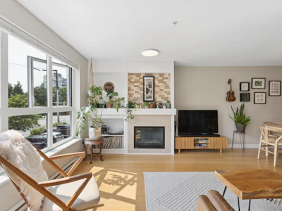 207-3732 Mt Seymour Parkway - 4