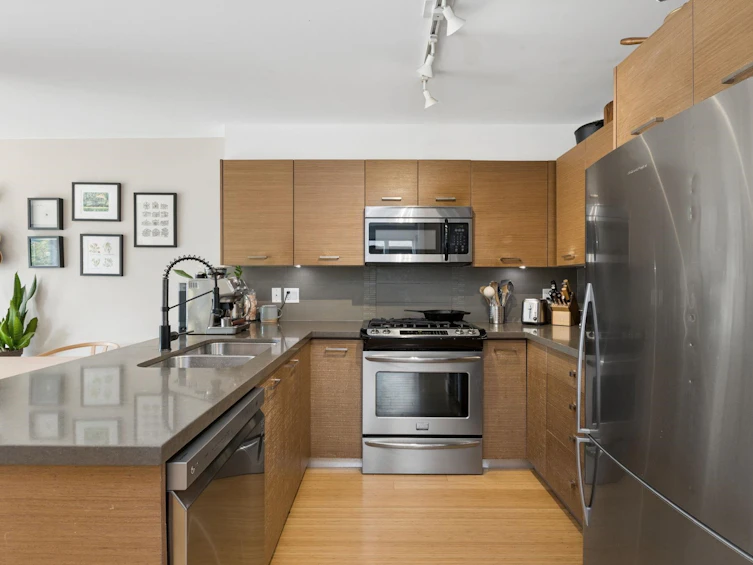 207-3732 Mt Seymour Parkway, North Vancouver, BC, V7G 1C3 - 11