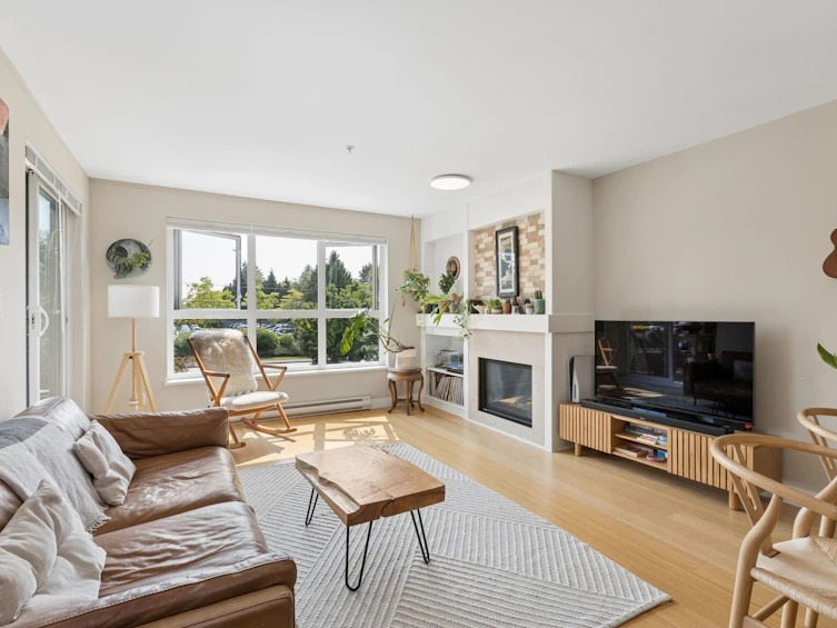 207-3732 Mt Seymour Parkway, North Vancouver, BC, V7G 1C3