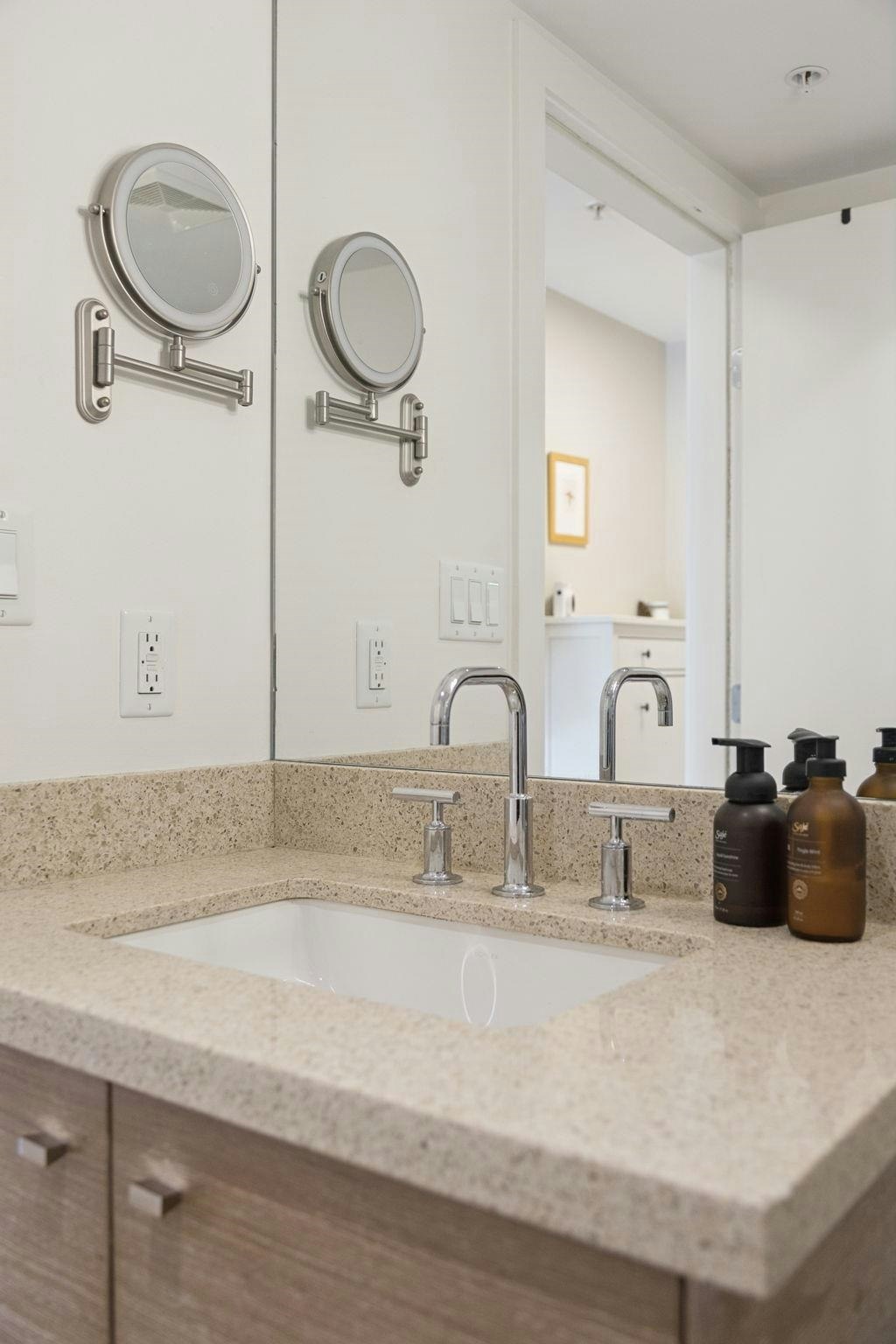 207-3732 Mt Seymour Parkway, North Vancouver, BC, V7G 1C3 - 20