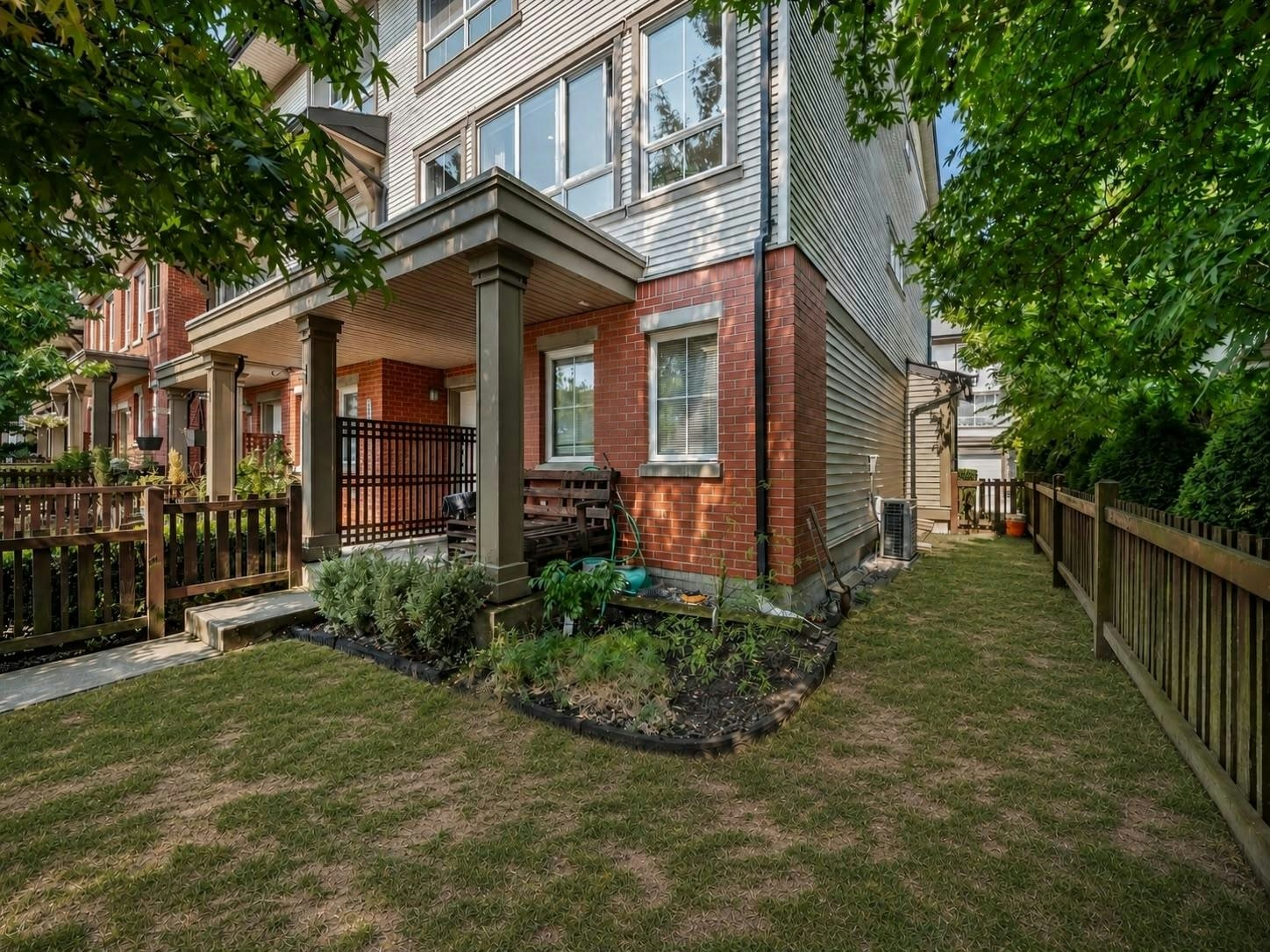 128-19505 68a Avenue, Surrey, BC, V4N 6K3