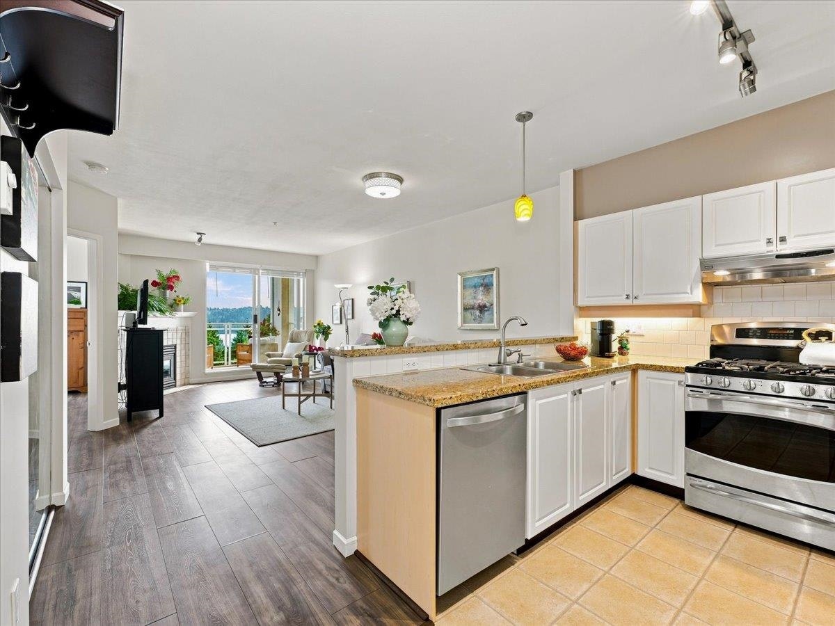 317-3629 Deercrest Drive, North Vancouver, BC, V7G 2S9 - 13
