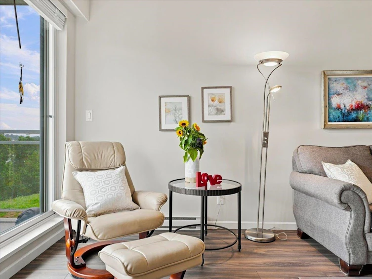 317-3629 Deercrest Drive, North Vancouver, BC, V7G 2S9 - 6