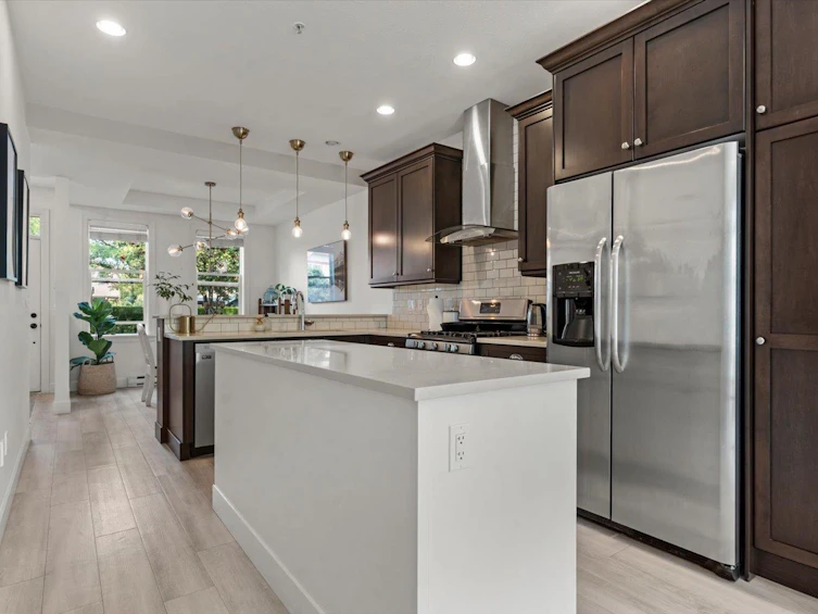 2-45526 Tamihi Way, Chilliwack, BC, V2R 0Y2 - 3