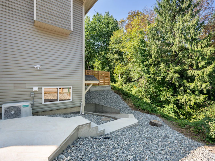 4995 202a Street, Langley, BC, V3A 1T6 - 35