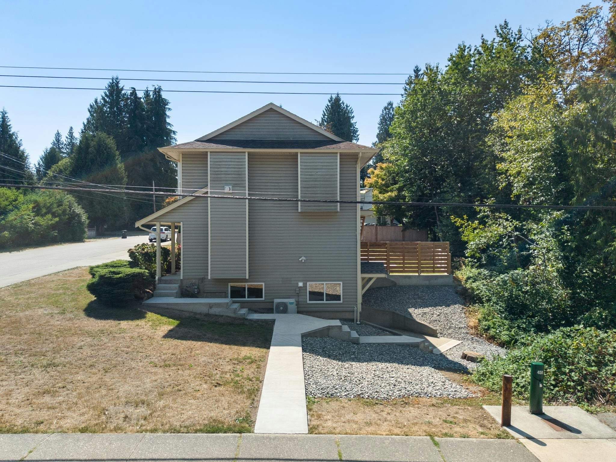 4995 202a Street - 3