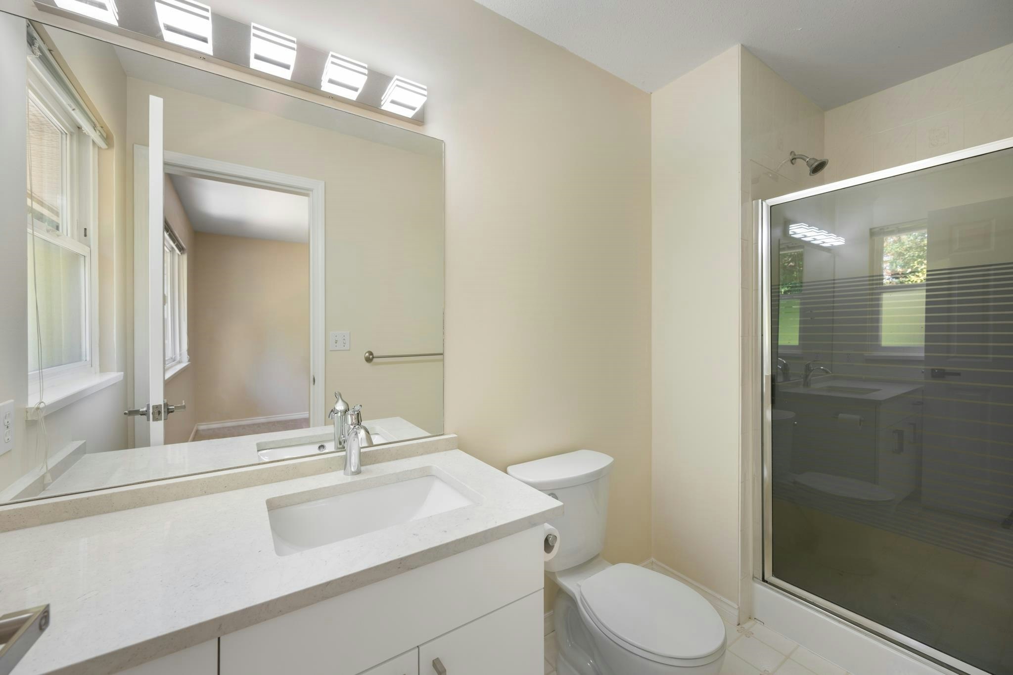 4995 202a Street, Langley, BC, V3A 1T6 - 17