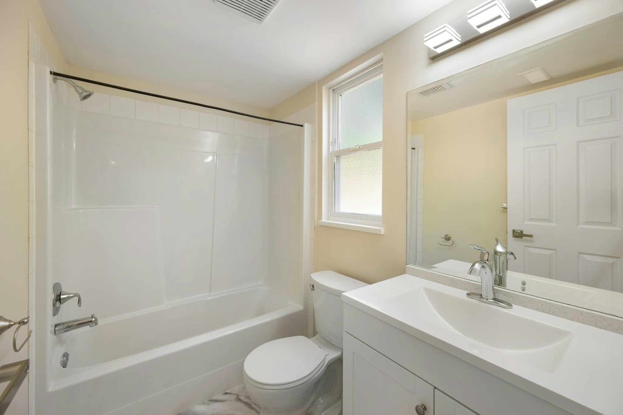 4995 202a Street, Langley, BC, V3A 1T6 - 22